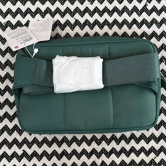 NWT Medium Forest lululemon Quilted Grid Belt Bag 1.5L - Picture 5 of 11
